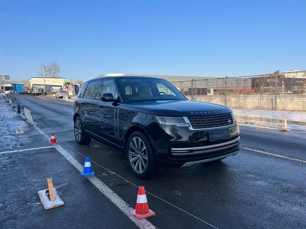 Land Rover Range Rover 2025