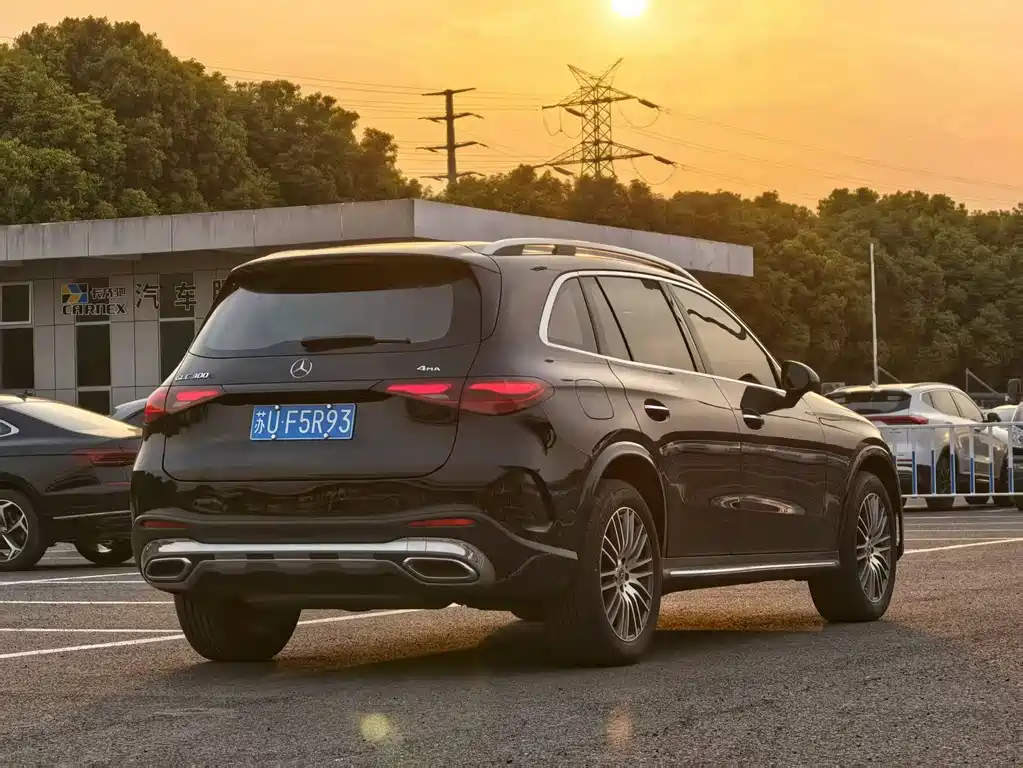 Mercedes-Benz GLC 2024