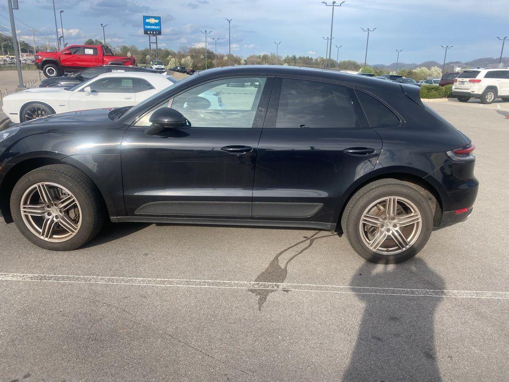 Porsche Macan 2021