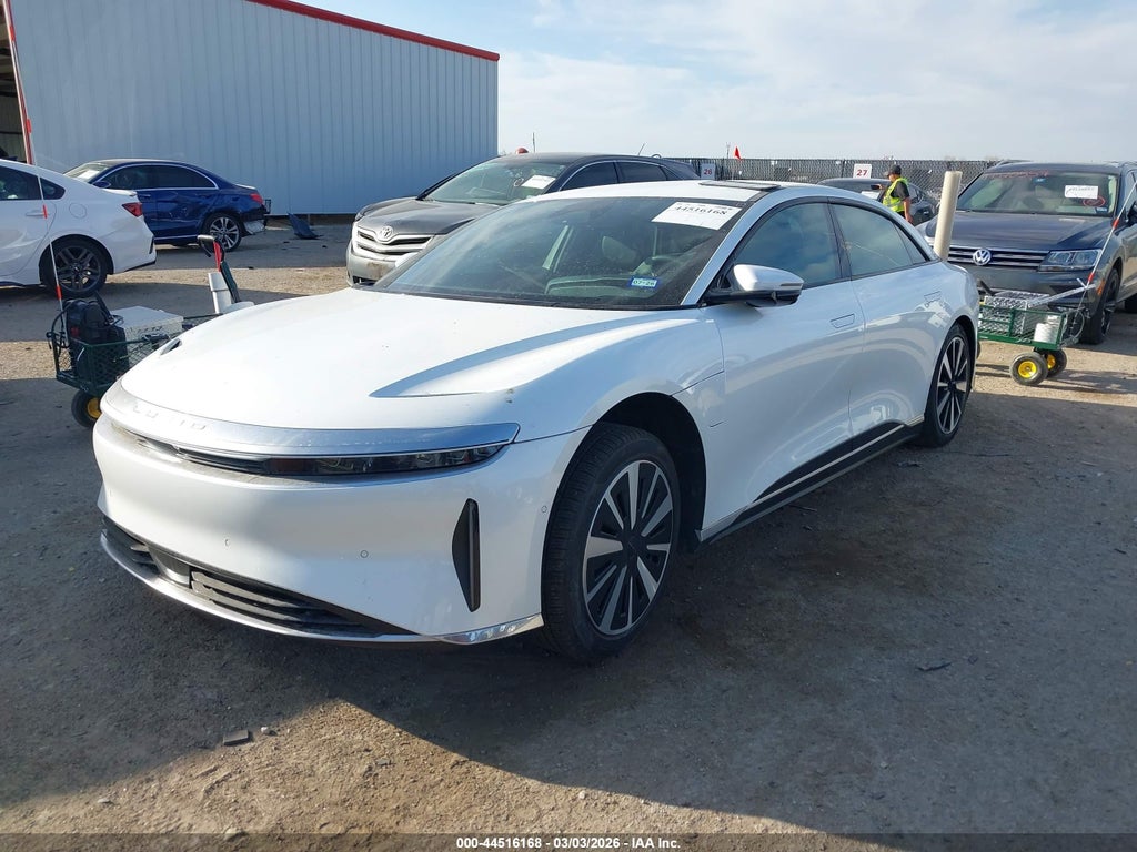 Lucid Air 2025