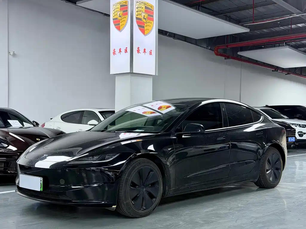 Tesla Model 3 2023
