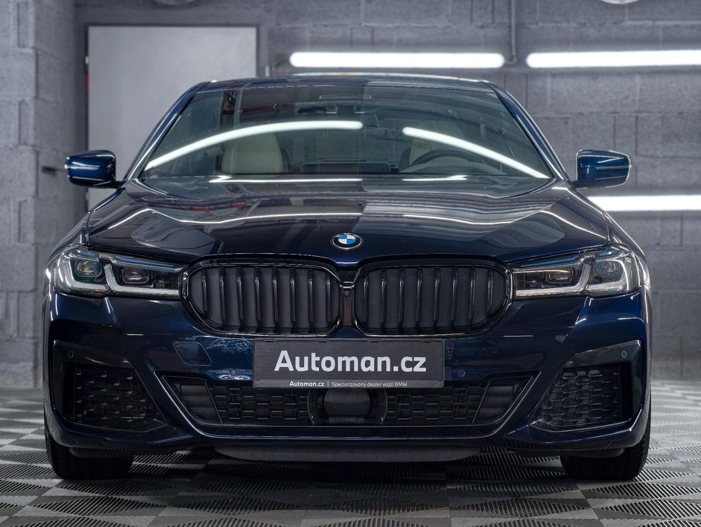 BMW M550 2023