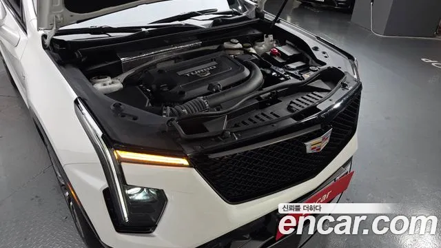 Cadillac XT4 2024