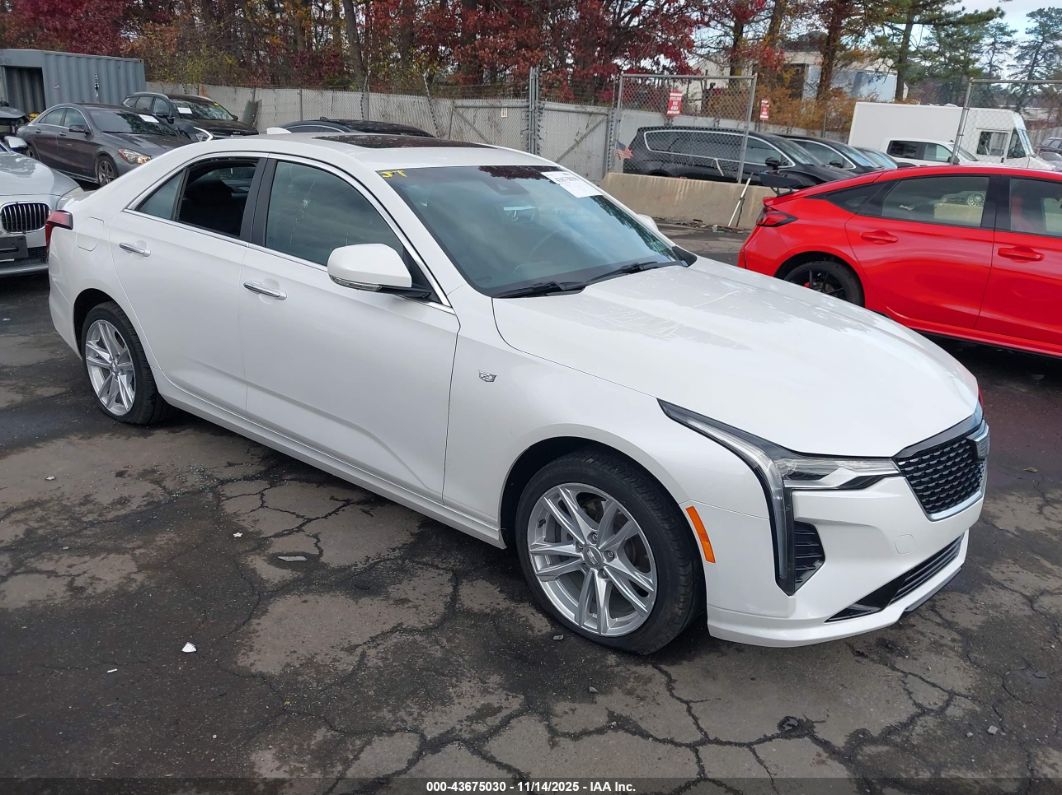 Cadillac CT4 2023