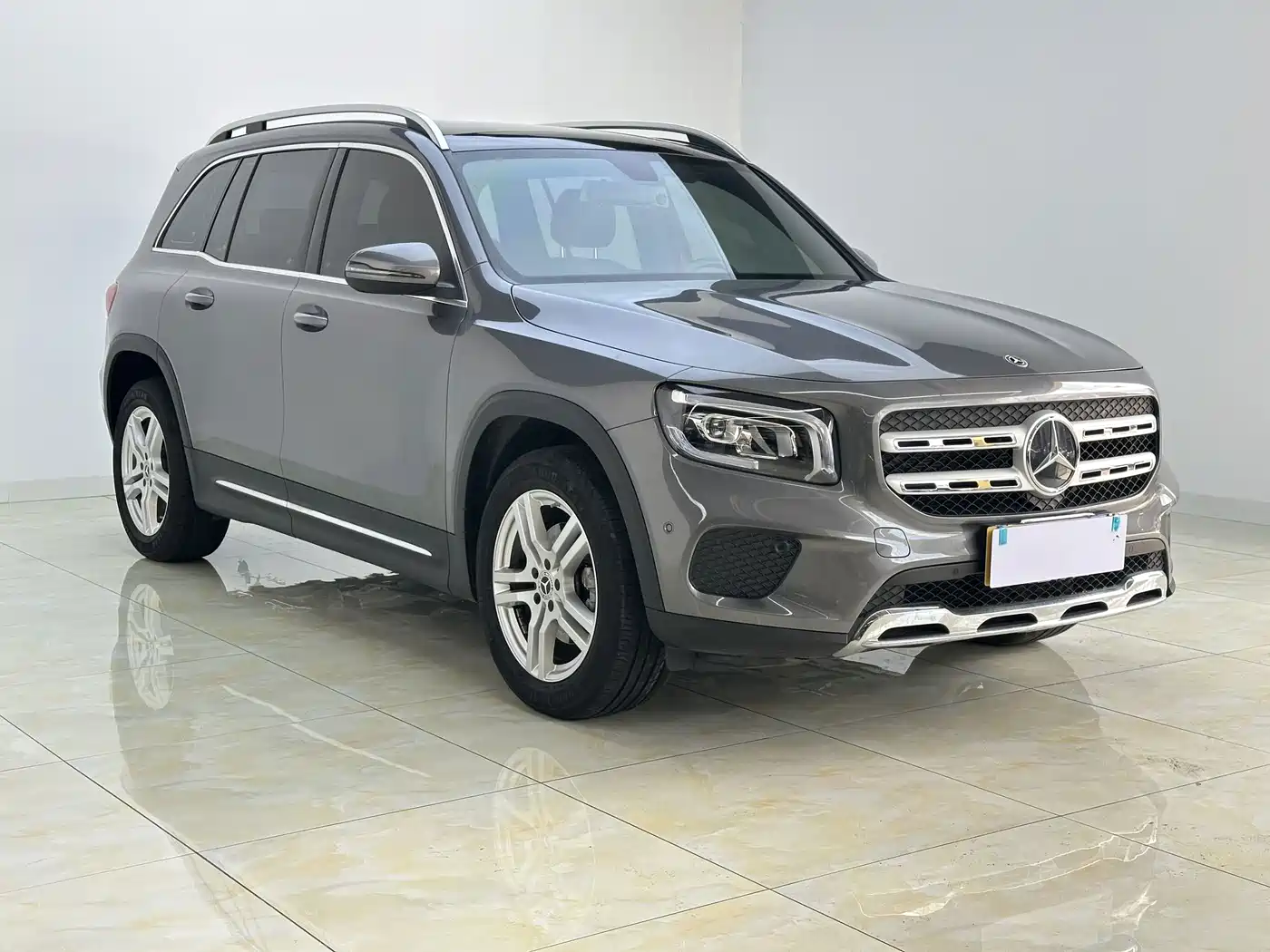 Mercedes-Benz GLB 2024