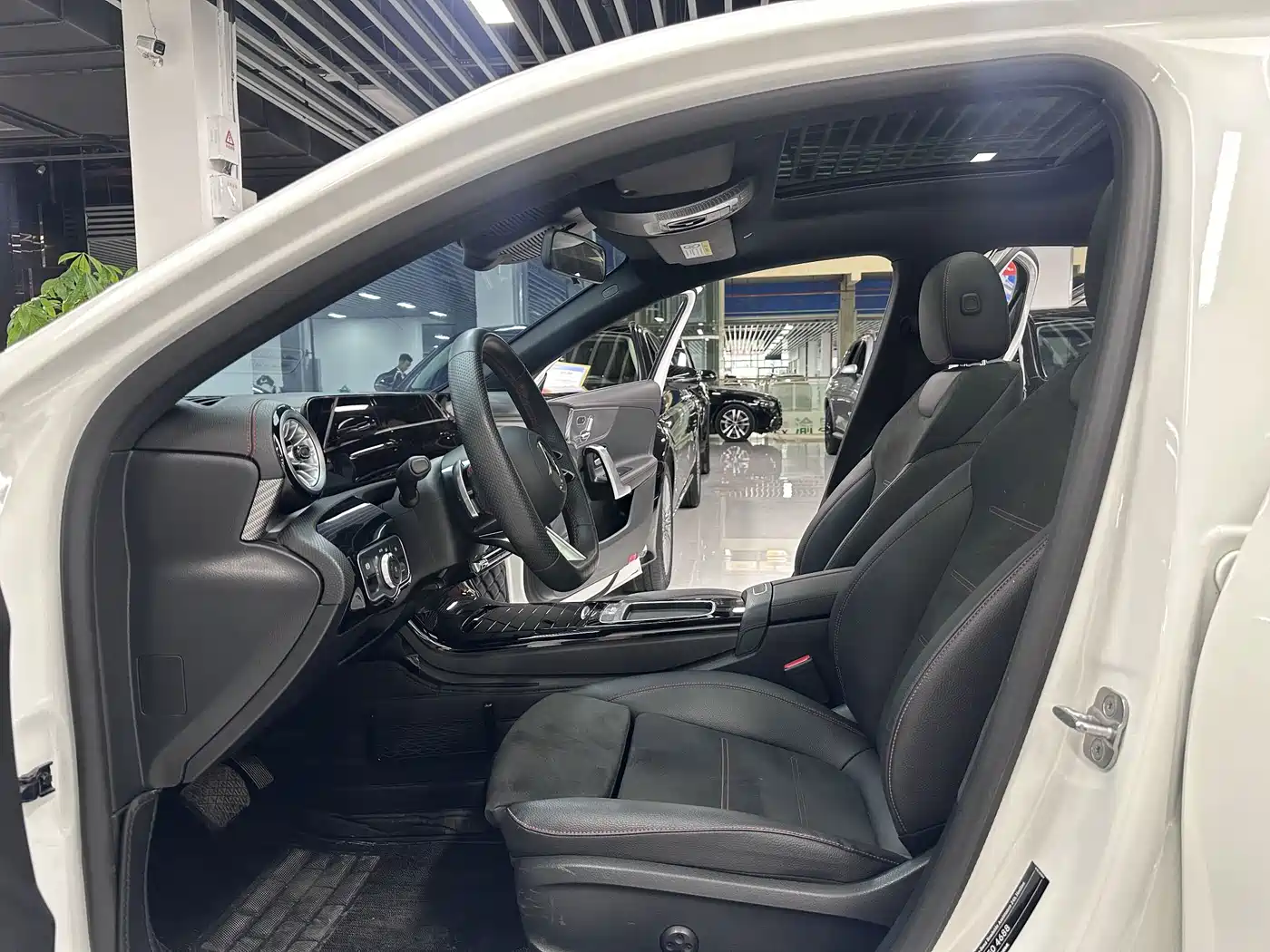 Mercedes-Benz A-Класс 2024