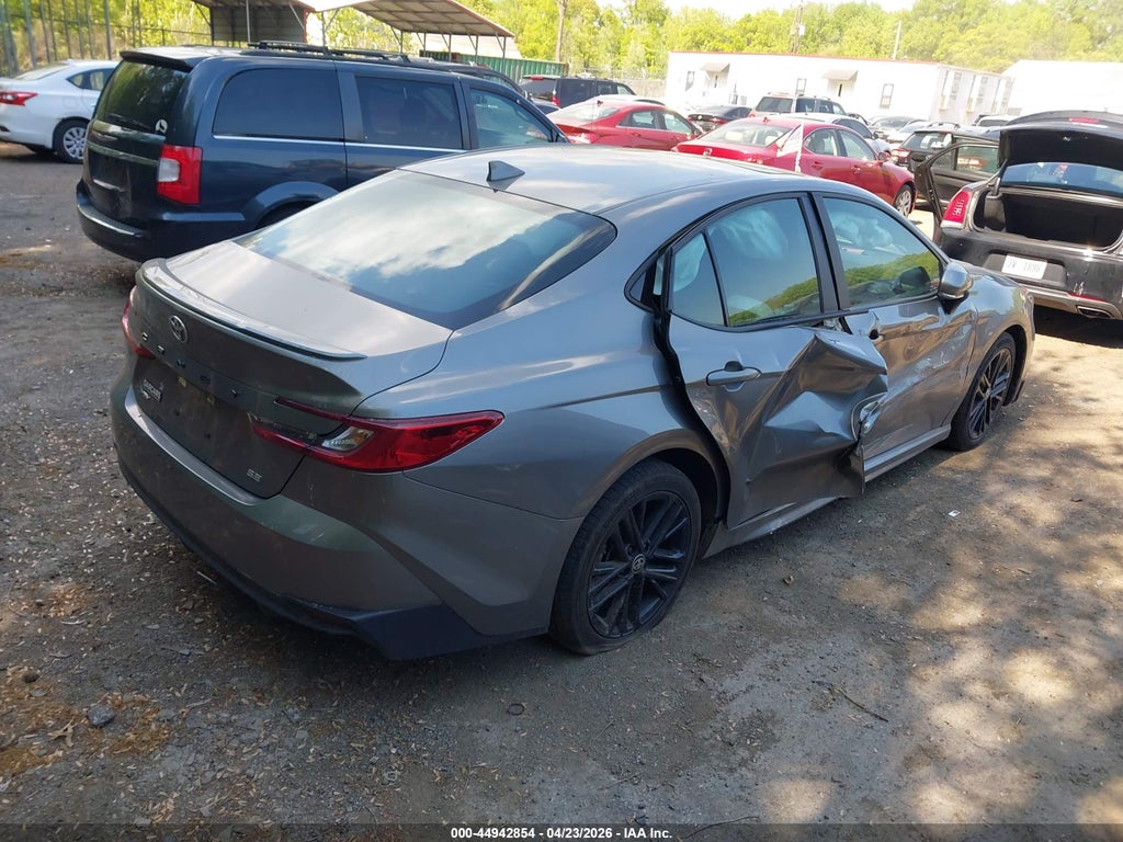Toyota Camry 2025