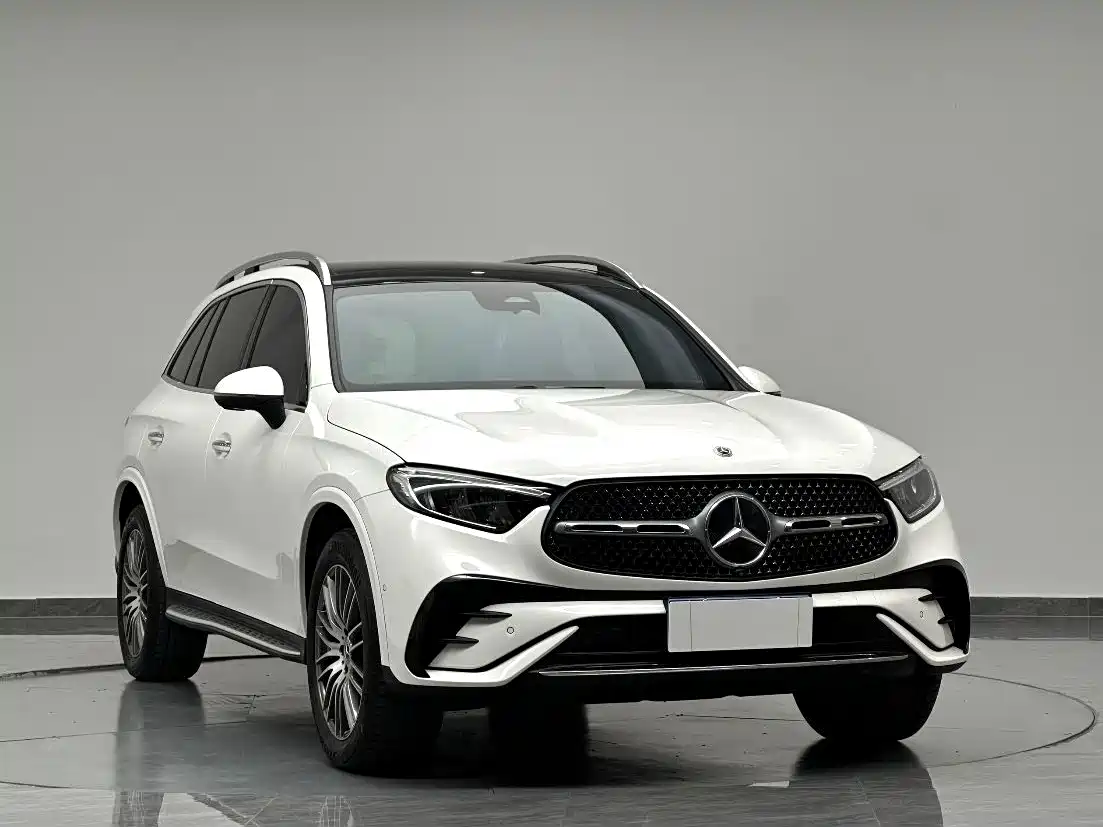 Mercedes-Benz GLC 2023