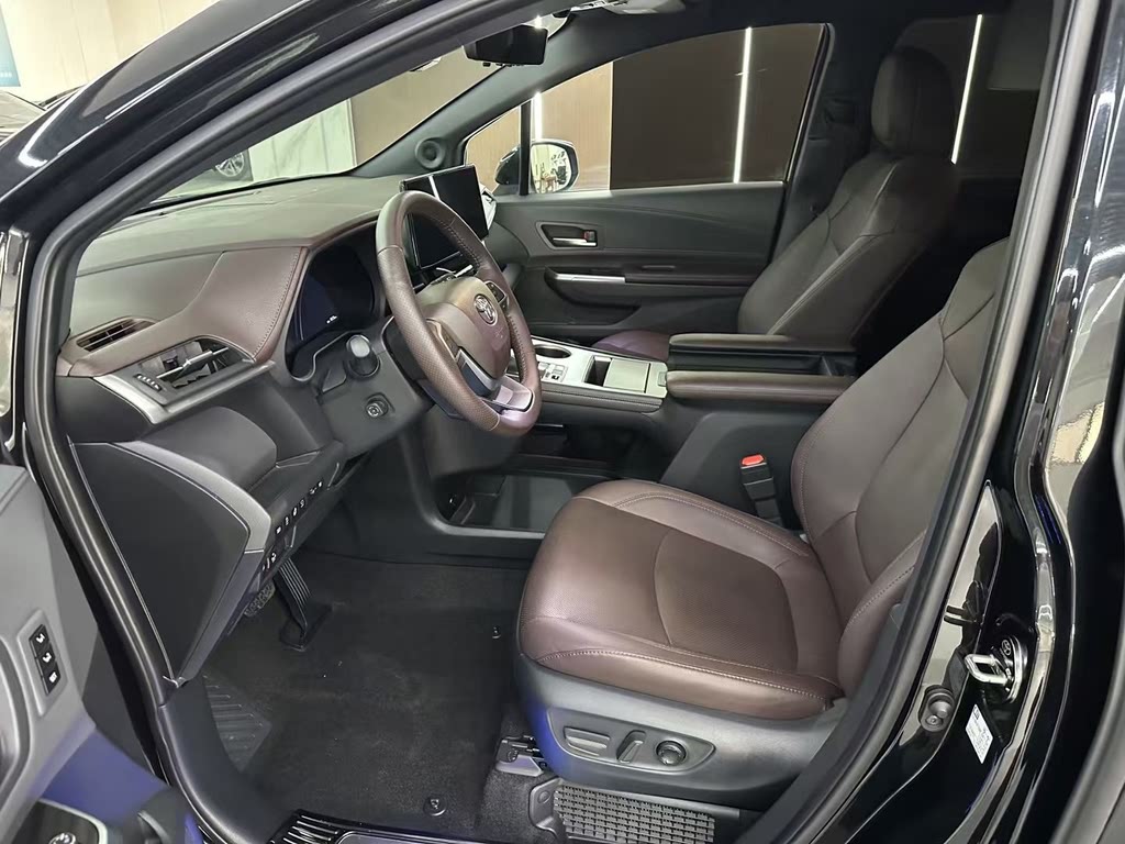 Toyota Sienna 2022