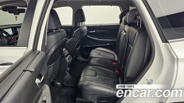 Hyundai Santa Fe 2023