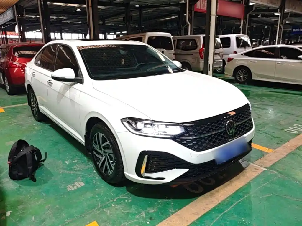 Volkswagen Lavida 2025