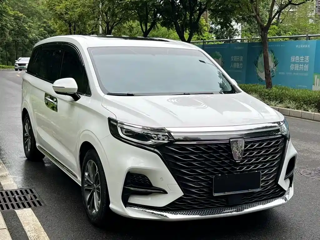 Roewe iMAX8 2021