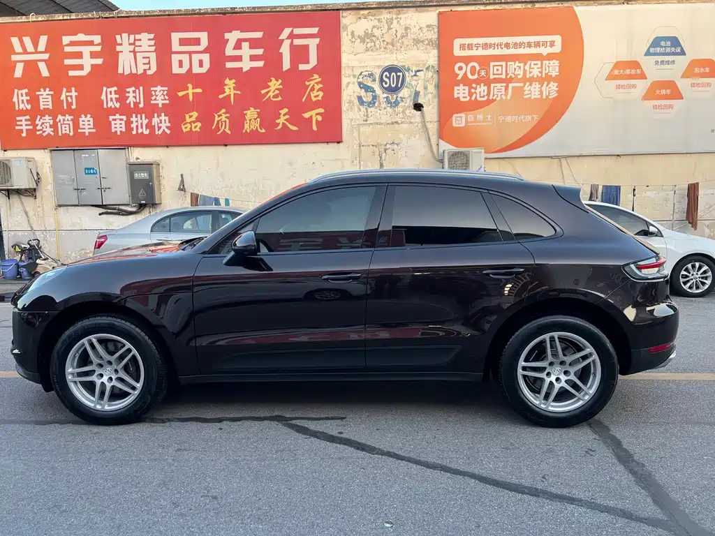 Porsche Macan 2020