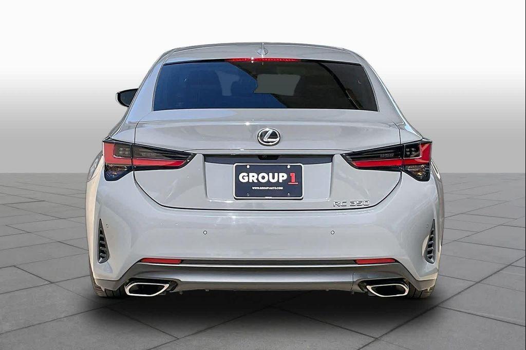 Lexus RC 2025