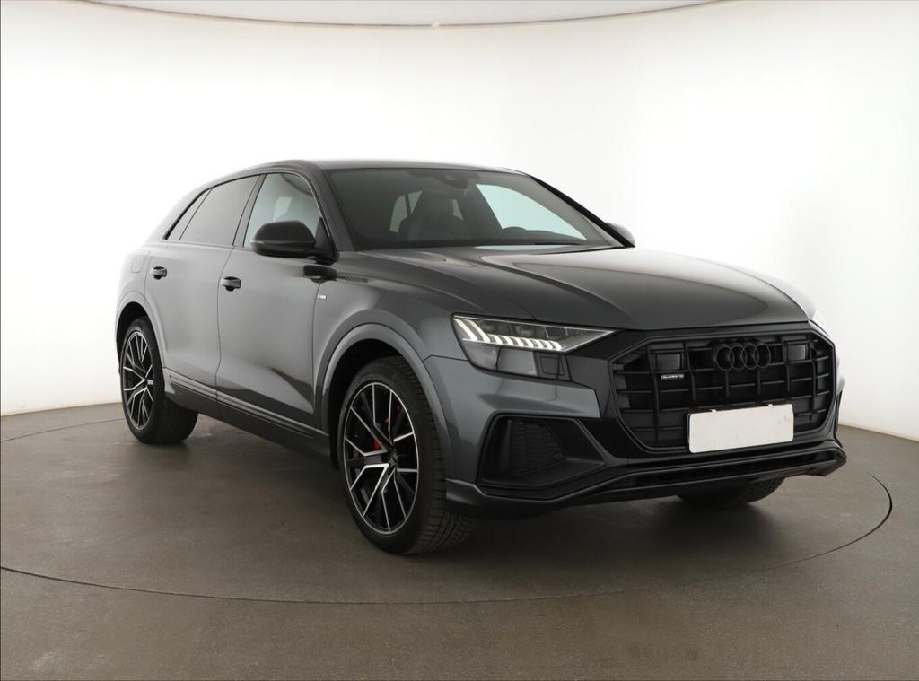 Audi Q8 2022