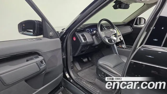 Land Rover Discovery 2021
