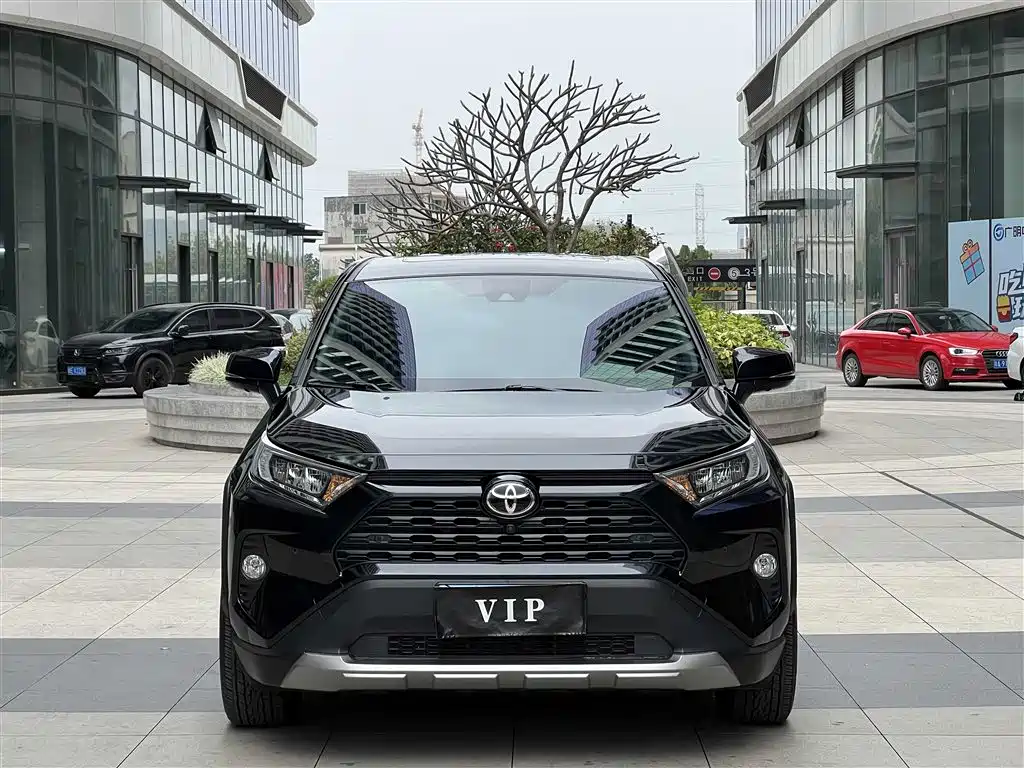 Toyota RAV4 2023