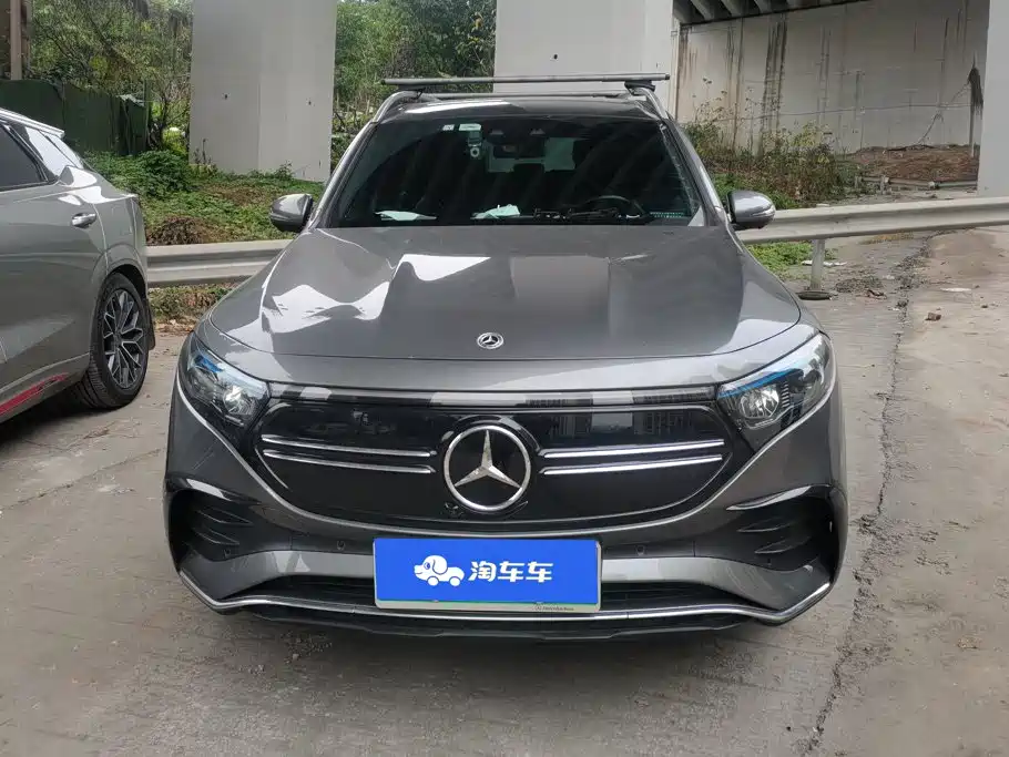 Mercedes-Benz EQB 2021