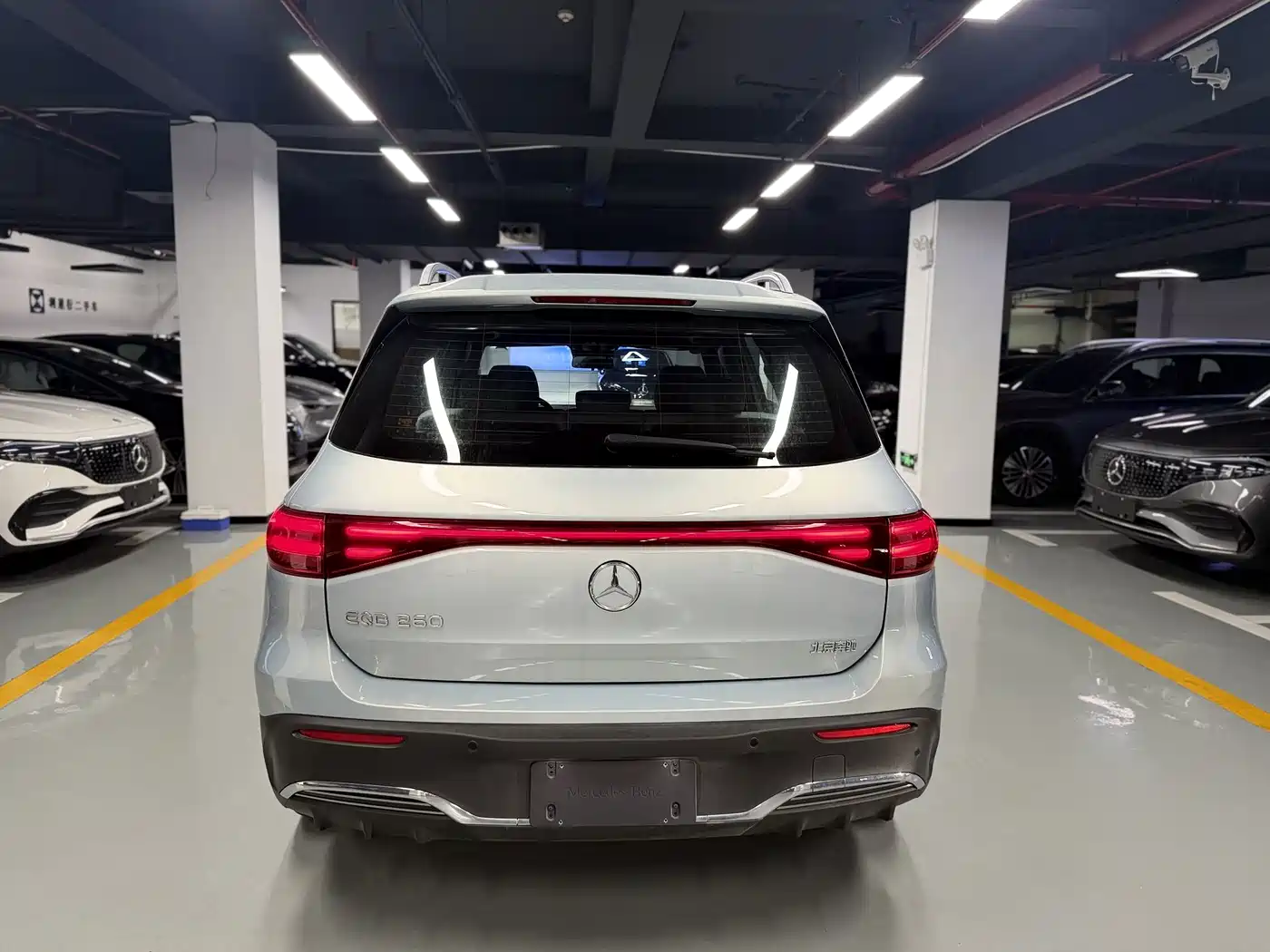 Mercedes-Benz EQB 2026