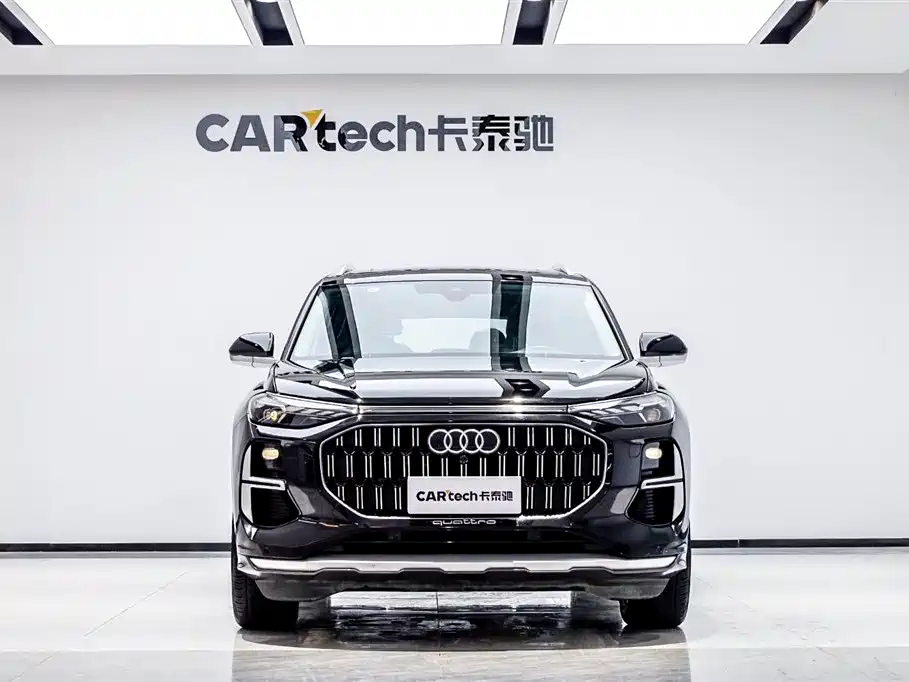 Audi Q6 2024