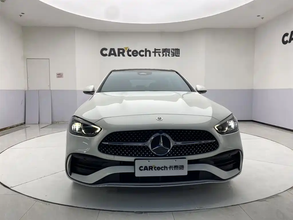 Mercedes-Benz C-Класс 2024
