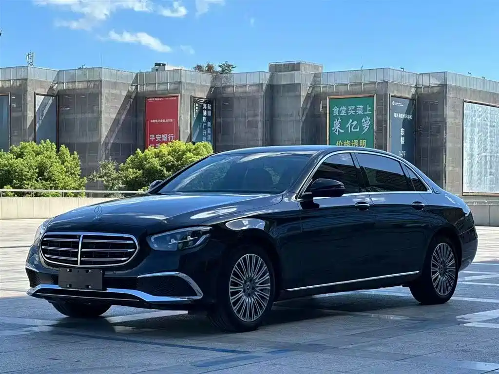 Mercedes-Benz E-Класс 2023