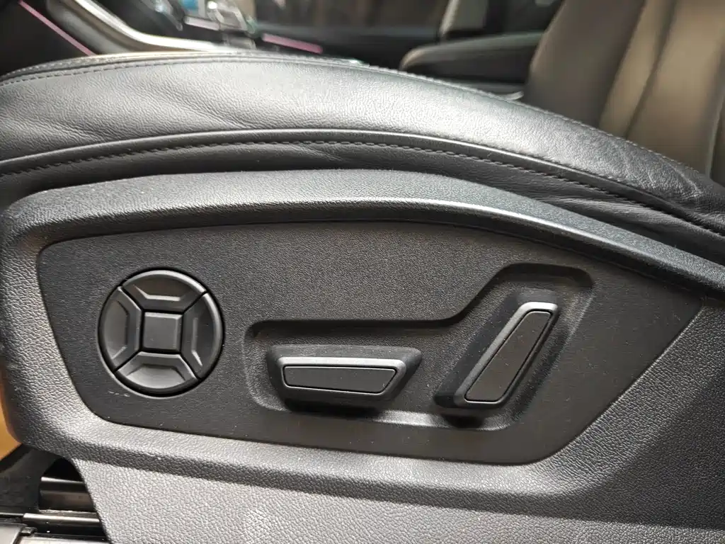 Audi Q8 2021