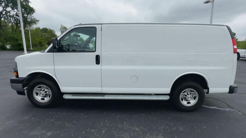 Chevrolet Express 2023