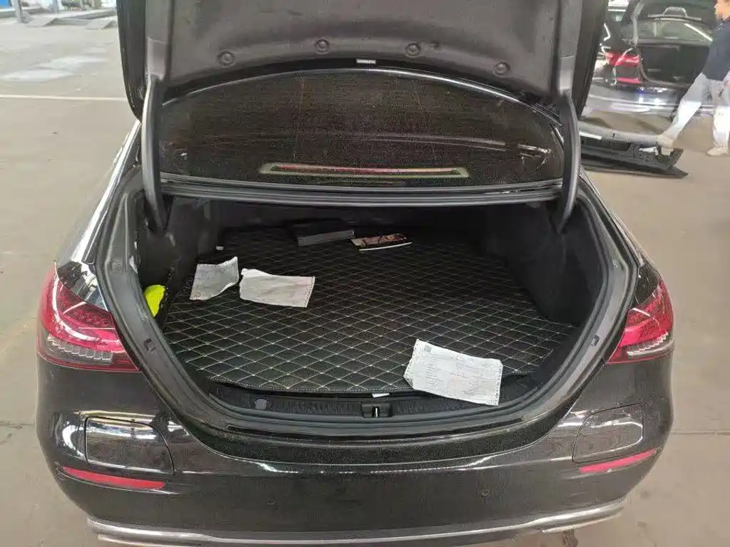 Mercedes-Benz E-Класс 2022
