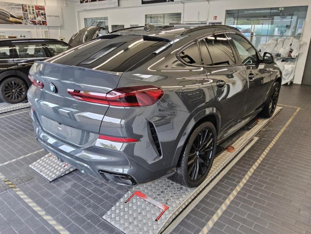 BMW X6 2022