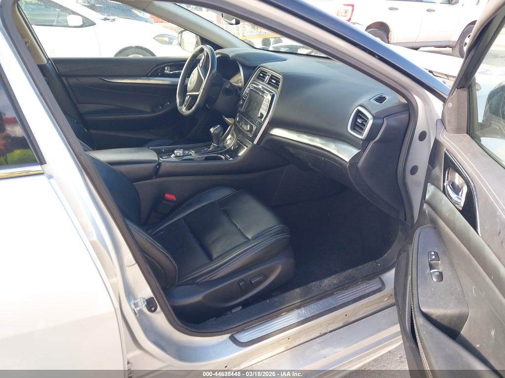 Nissan Maxima 2023