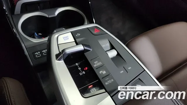 BMW iX1 2024