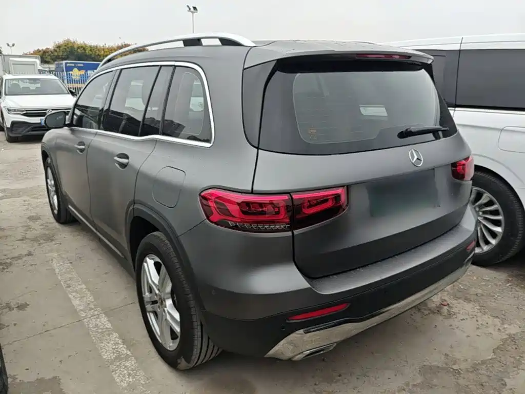 Mercedes-Benz GLB 2023