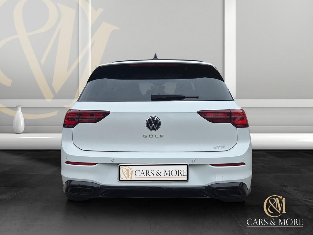 Volkswagen Golf 2024
