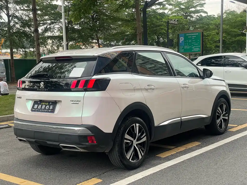 Peugeot 4008 2021