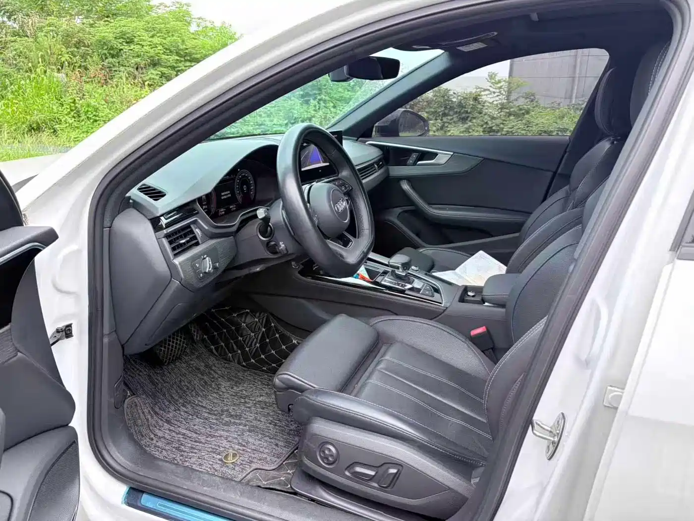 Audi A4 2023
