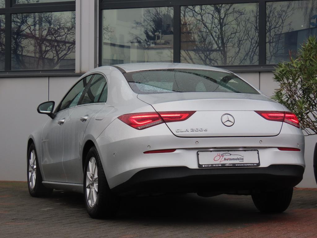 Mercedes-Benz CLA 200 2021