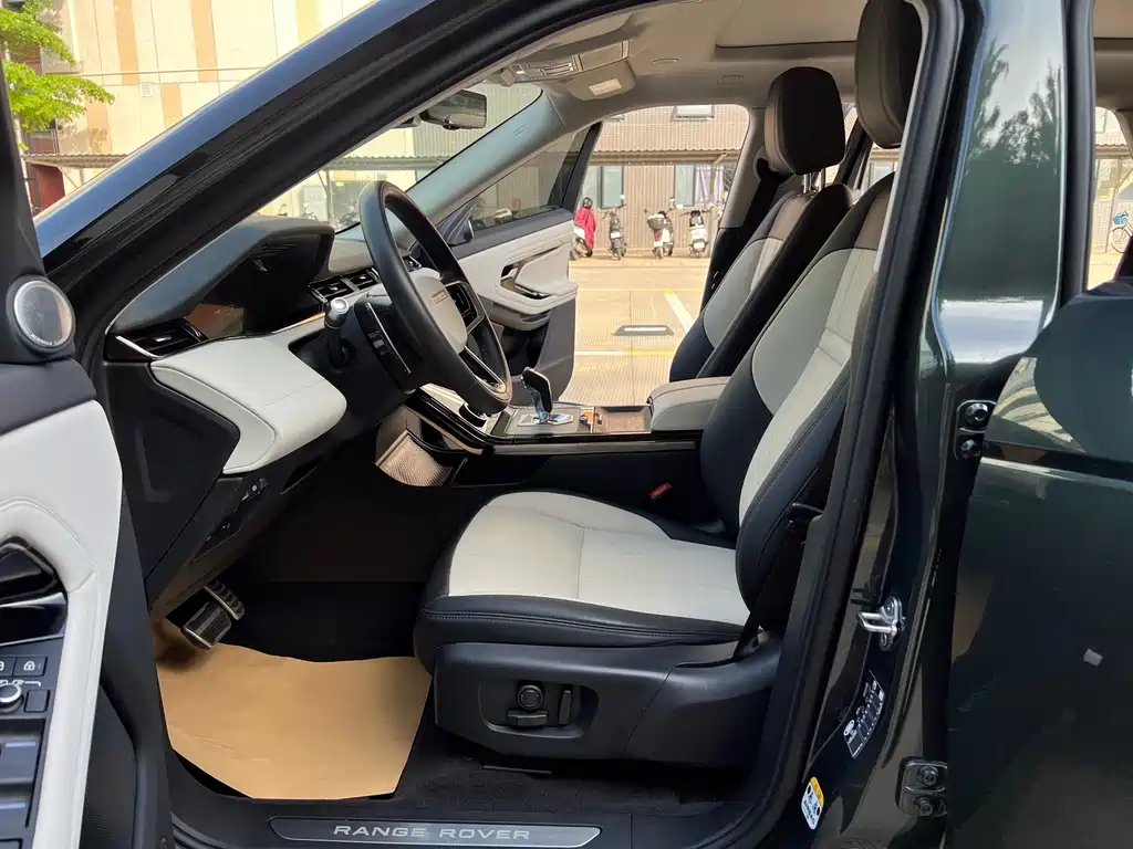 Land Rover Range Rover Evoque 2023