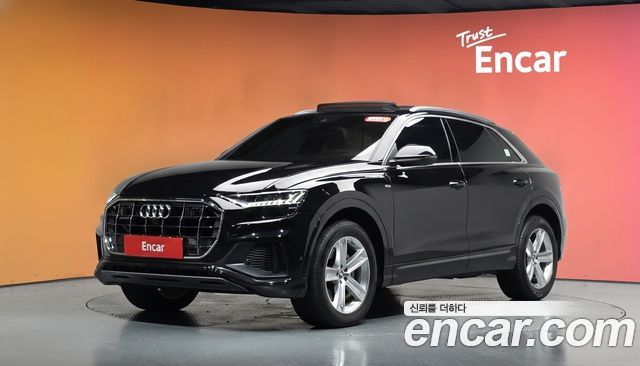Audi Q8 2021