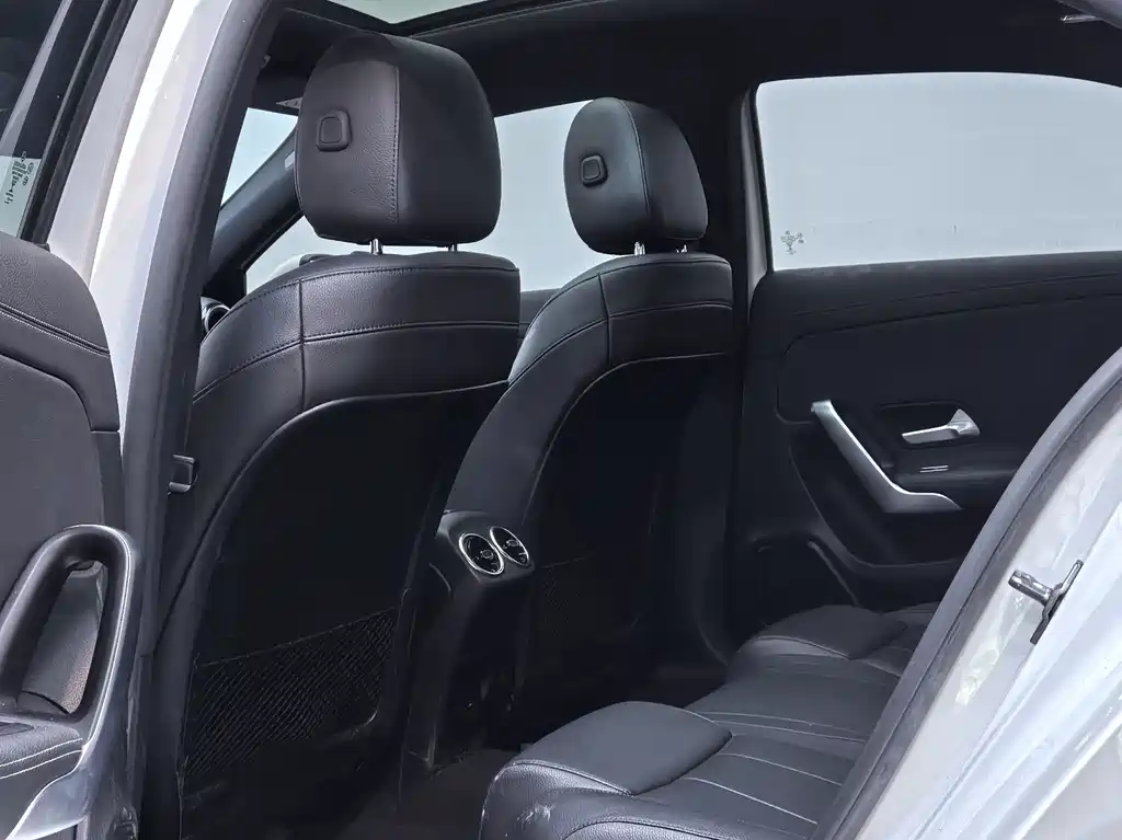 Mercedes-Benz A-Класс 2021