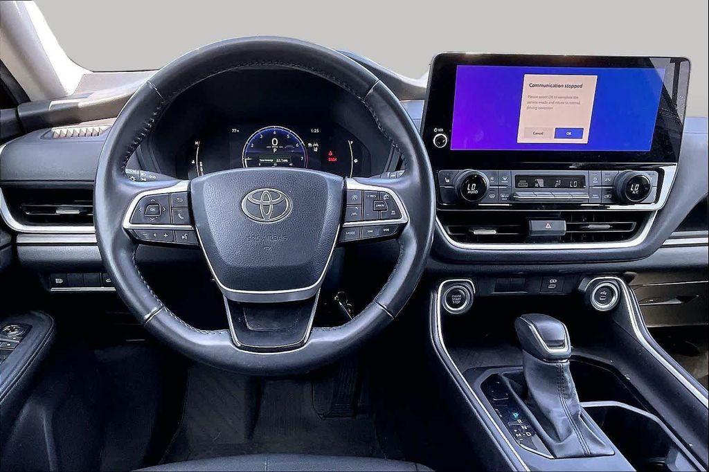 Toyota Grand Highlander 2024