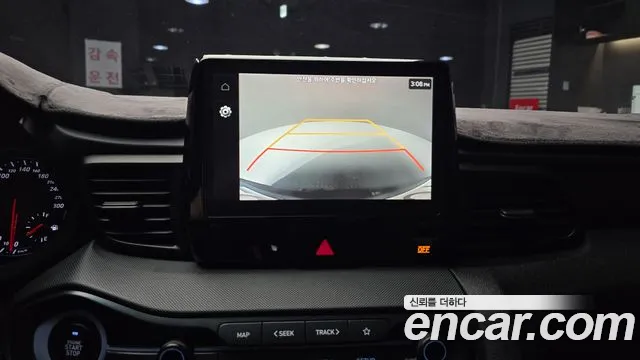 Hyundai Veloster 2021