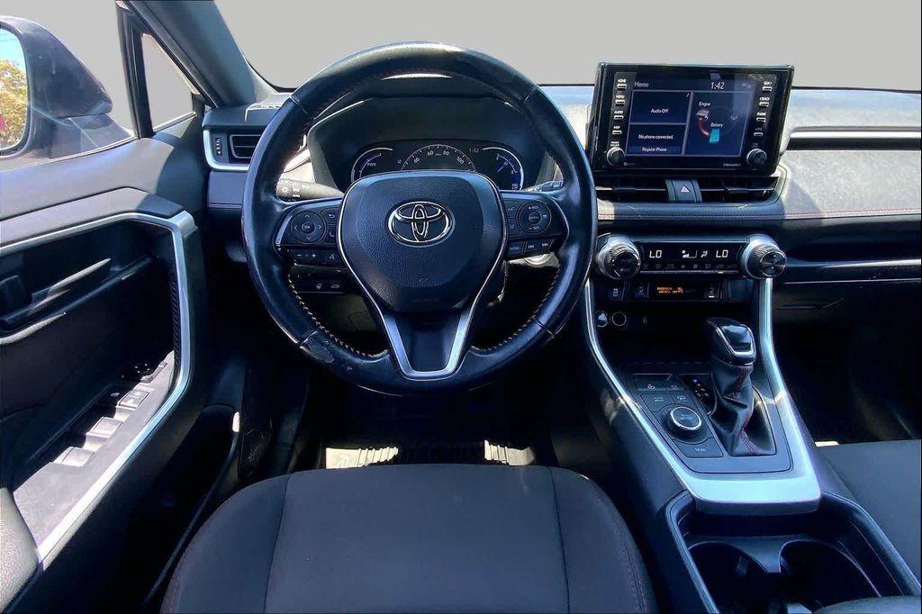 Toyota RAV4 2021
