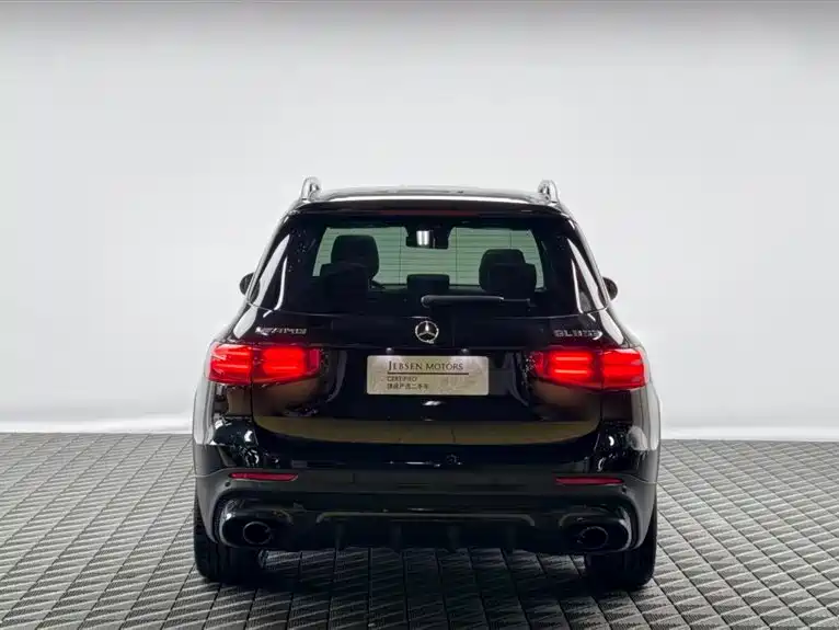 Mercedes-Benz GLB AMG 2024