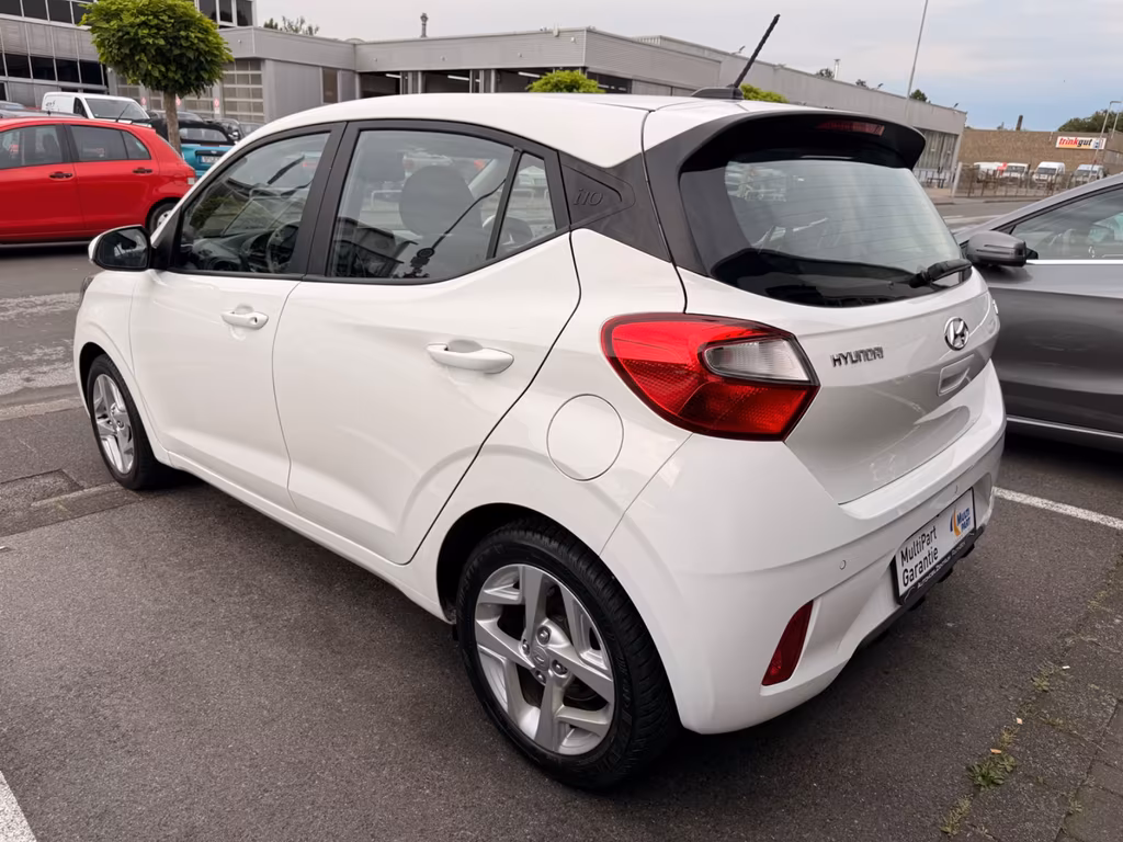 Hyundai i10 2023