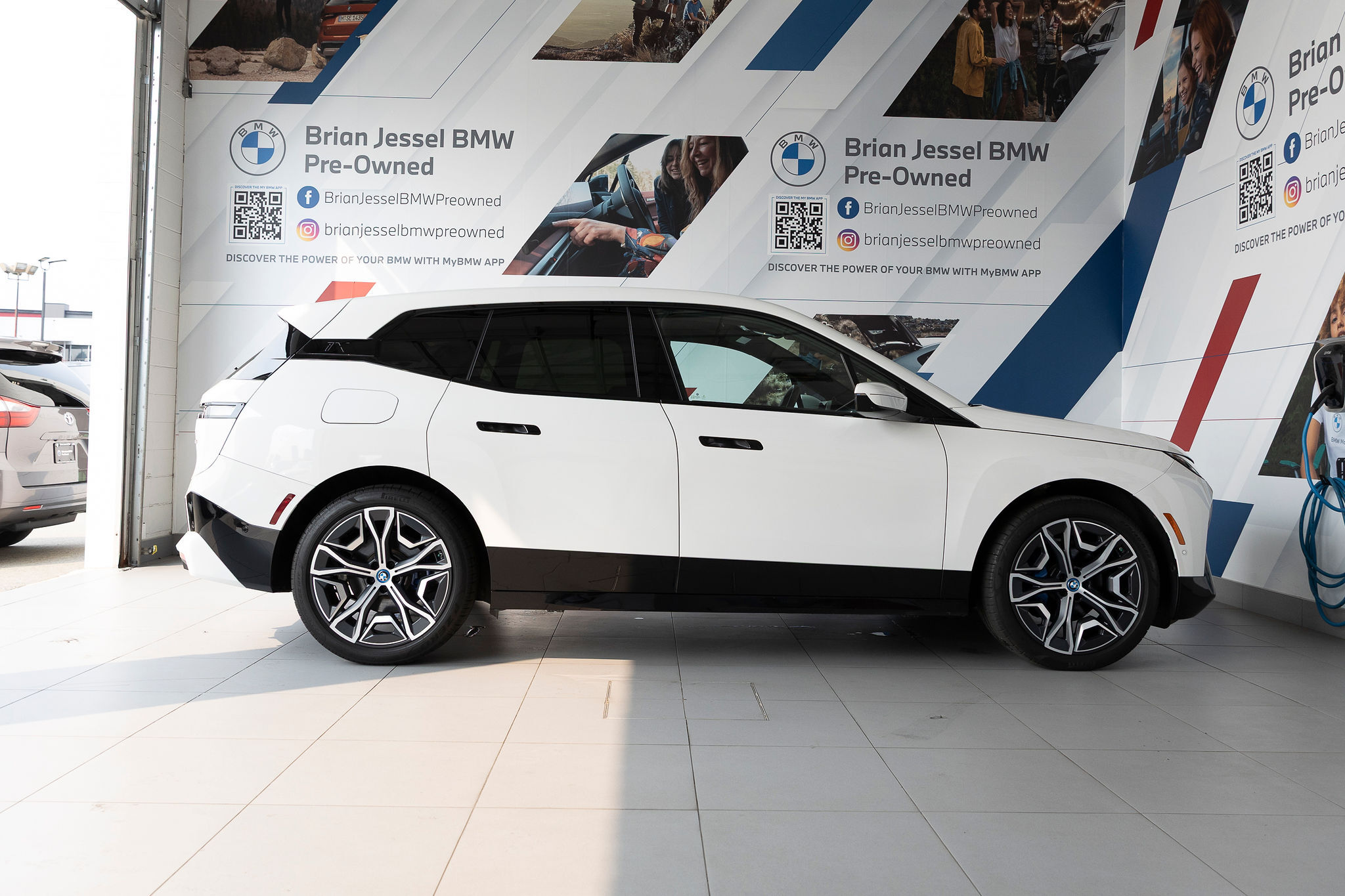 BMW iX 2023