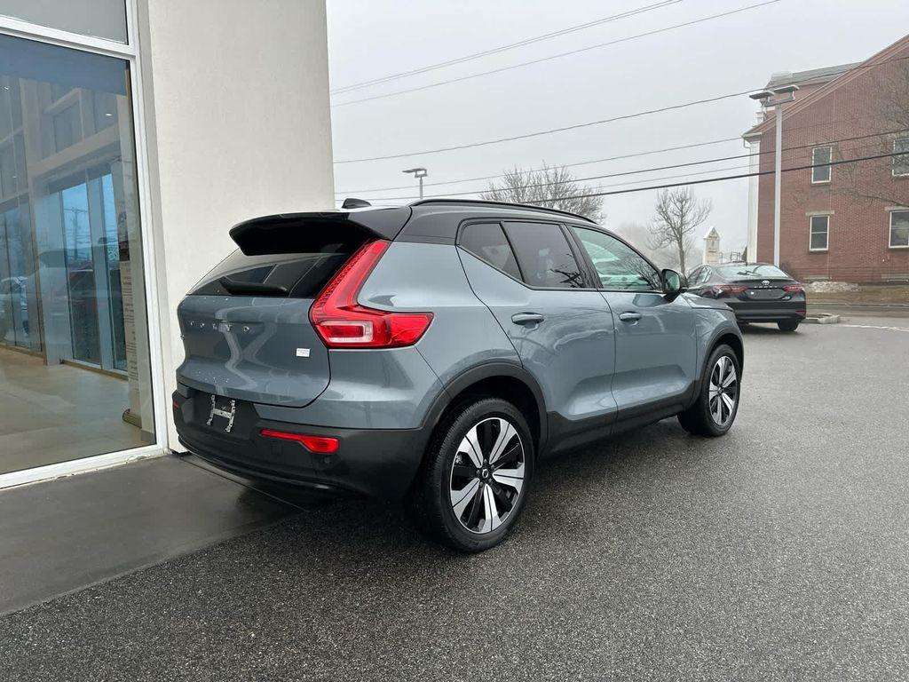 Volvo XC40 2023