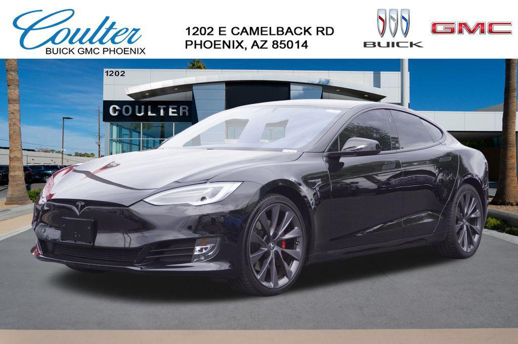 Tesla Model S 2021