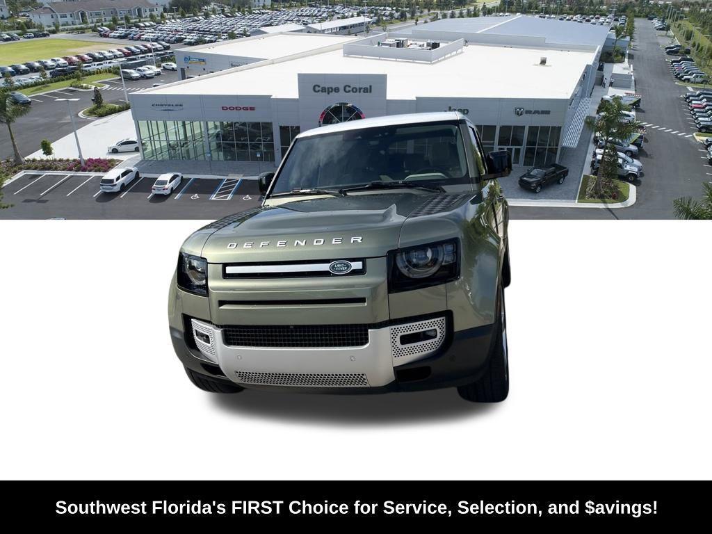 Land Rover Defender 2024