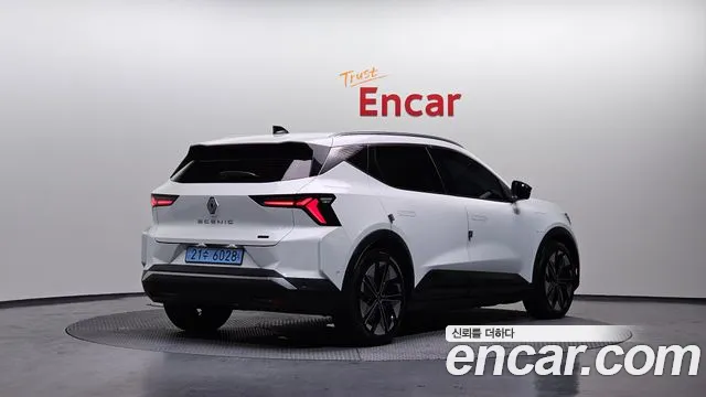 Renault Scenic 2025